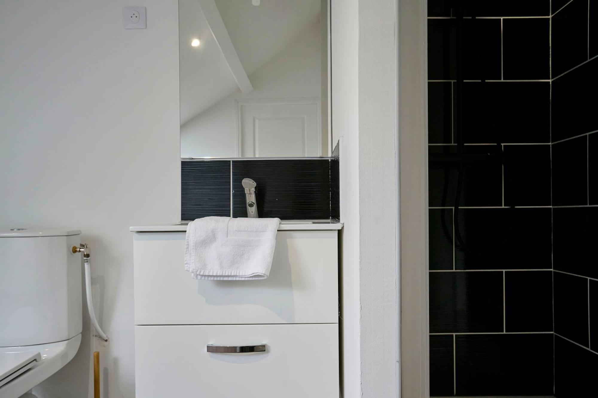 Ng Prestige - Tv - Netflix - Wifi Appartement Tourcoing Buitenkant foto